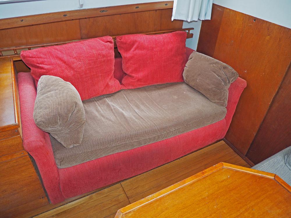 Salon, H&eacute;bergements